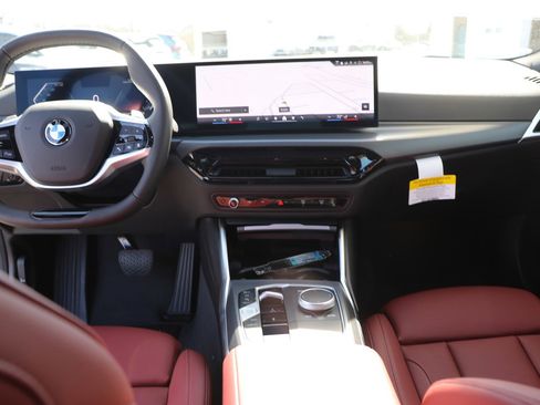 Certified 2025 BMW 230i Coupe w/ Convenience Package image 29