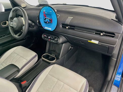 Used 2026 MINI Cooper 4-Door Hardtop FWD image 19