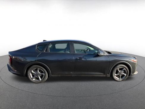 Used 2025 Kia K4 LXS image 14