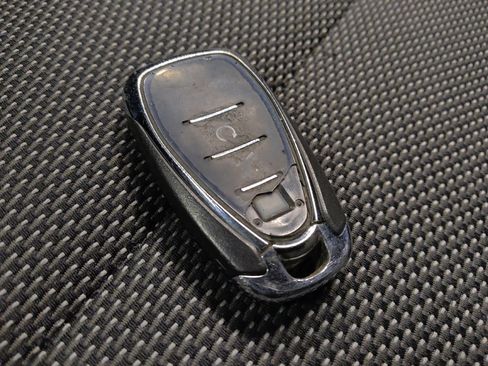 Used 2018 Chevrolet Traverse LT AWD/4WD image 32