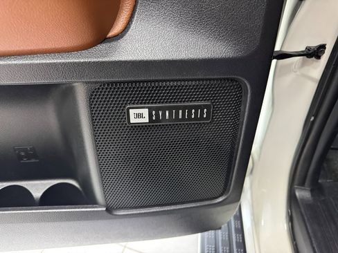 Used 2016 Toyota Sequoia Platinum image 39