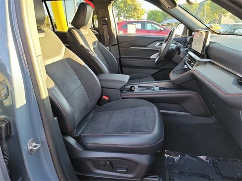 Used 2025 Ford Explorer ST w/ Sun And Sound Package image 17