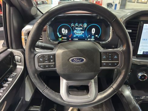 Used 2023 Ford F150 Lariat w/ Equipment Group 502A High image 25