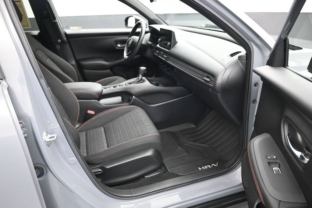 Used 2024 Honda HR-V Sport image 24