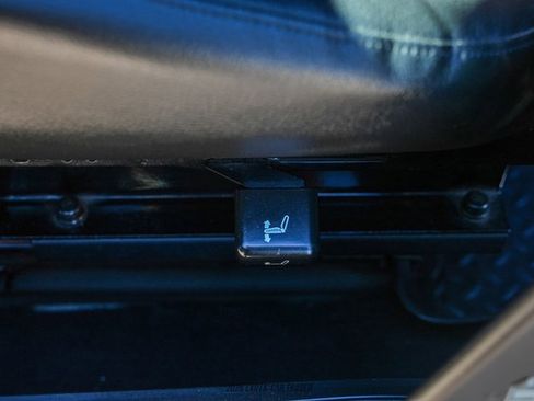 Used 2006 HUMMER H1 4-Door Wagon image 41