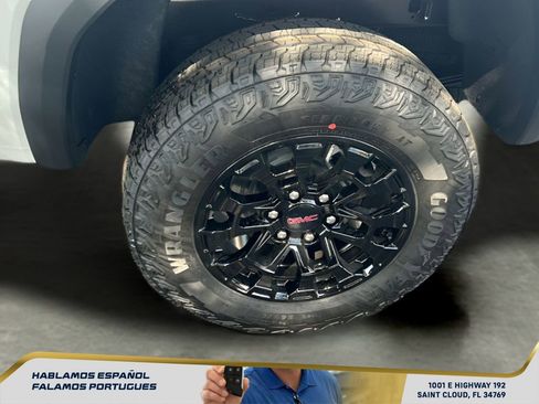 New 2026 GMC Canyon Elevation RWD image 9
