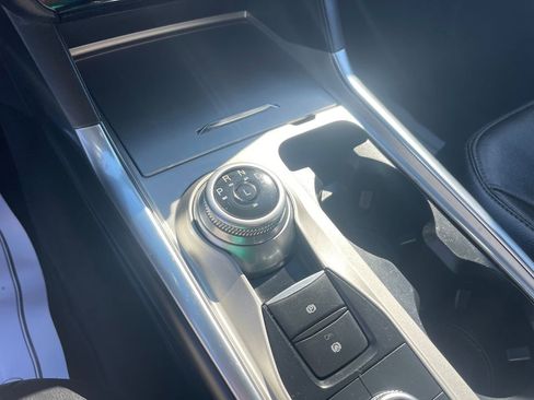 Used 2022 Ford Explorer Limited image 43