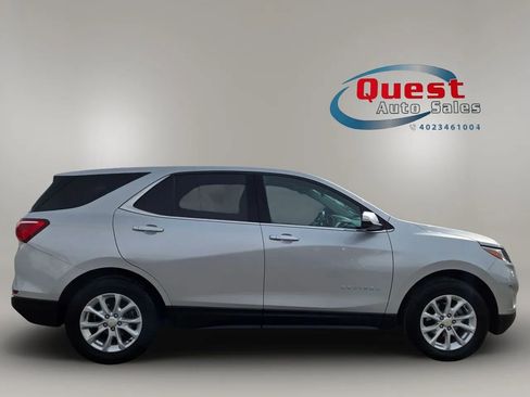Used 2019 Chevrolet Equinox LT AWD/4WD image 2