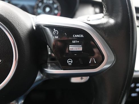 Used 2021 Jaguar E-PACE SE image 25