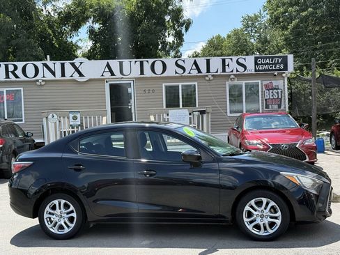Used 2018 Toyota Yaris iA FWD image 1