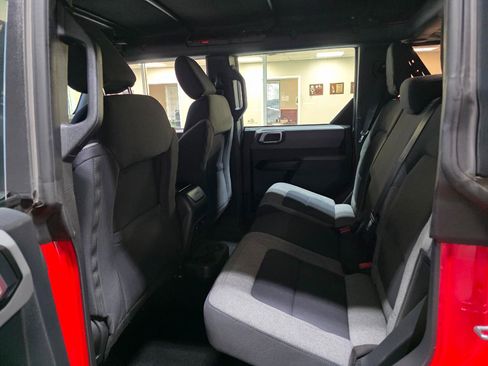 Used 2023 Ford Bronco 4-Door AWD/4WD image 19