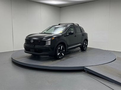 New 2026 Nissan Kicks SR w/ Cold Weather Package