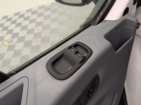 Used 2018 Ford Transit 350 XLT image 33