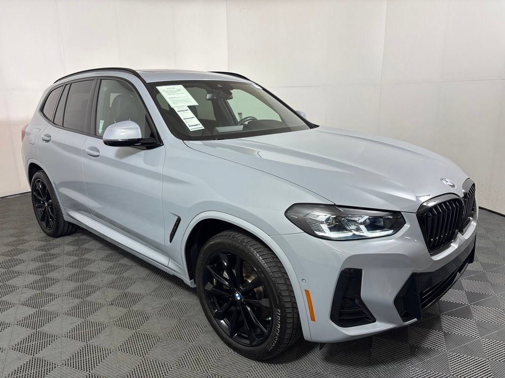 Certified 2024 BMW X3 xDrive30i w/ M Sport Package AWD/4WD image 4