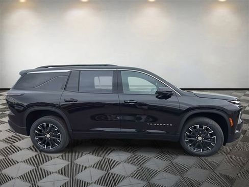 New 2026 Chevrolet Traverse LT w/ Enhanced Driving Package FWD image 4