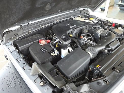 Used 2021 Jeep Wrangler Unlimited Islander w/ Uconnect 4C Nav & Sound Group image 78