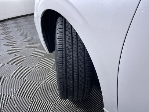 Used 2025 Subaru Legacy Limited image 27