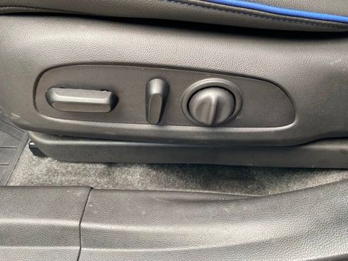 Used 2025 Buick Envista Sport Touring w/ Experience Buick Package FWD image 16