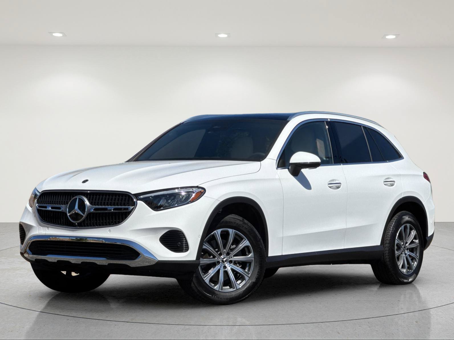 Certified 2026 Mercedes-Benz GLC 300 4MATIC image 2