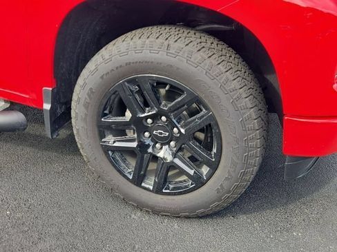Certified 2025 Chevrolet Silverado 1500 Custom w/ Turbomax Blackout Package AWD/4WD image 7