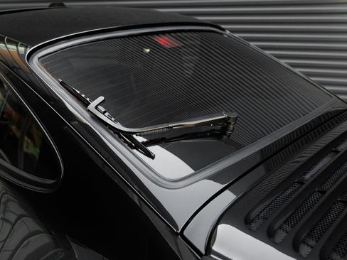 Used 1992 Porsche 911 Turbo RWD image 31