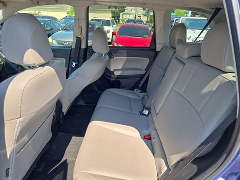 Used 2017 Subaru Forester 2.5i Limited AWD/4WD image 17