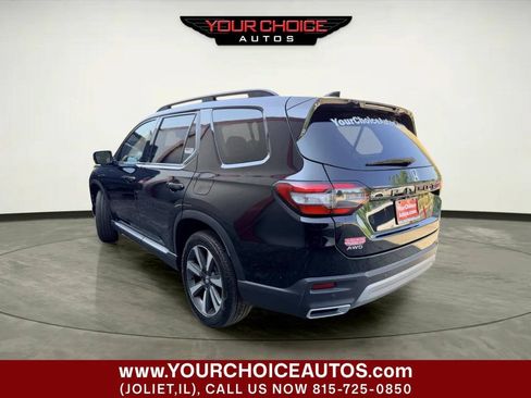 Used 2024 Honda Pilot Elite image 3