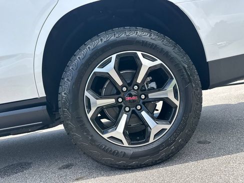 New 2026 GMC Yukon AT4 w/ AT4 Premium Plus Package AWD/4WD image 20