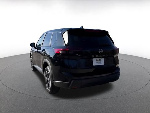 Used 2025 Nissan Rogue SV image 11