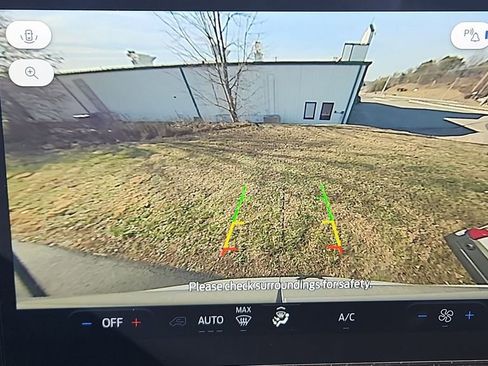 New 2026 Ford Transit 250 148 Medium Roof image 21