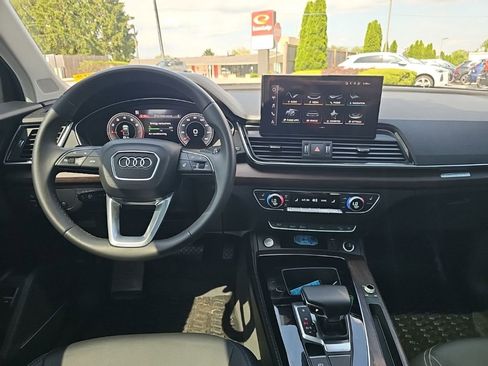 Used 2023 Audi Q5 2.0T Premium Plus AWD/4WD image 2