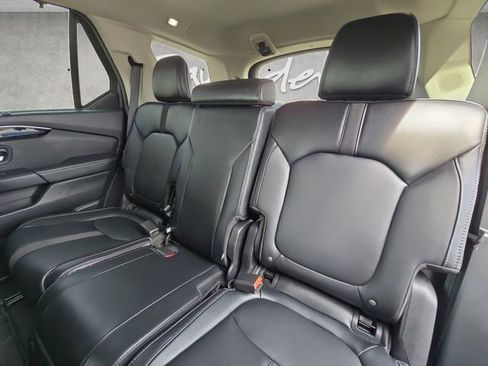 Used 2025 Honda Pilot Touring image 22