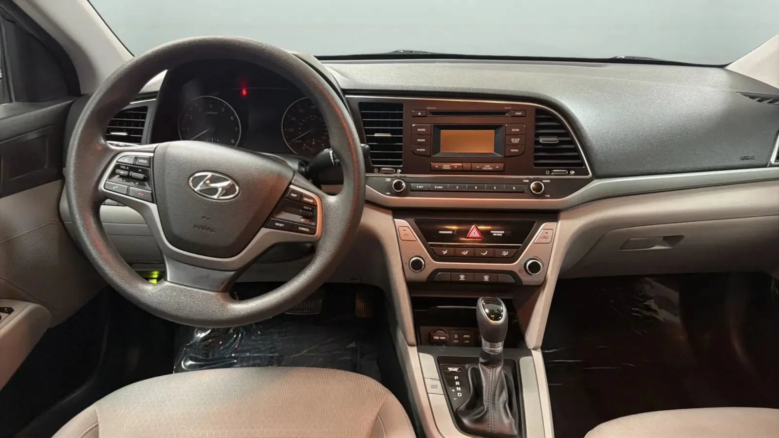 Used 2017 Hyundai Elantra SE FWD image 11