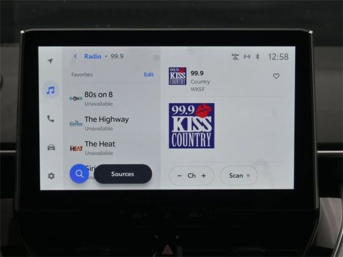 Used 2026 Toyota Corolla SE w/ SE Package image 22