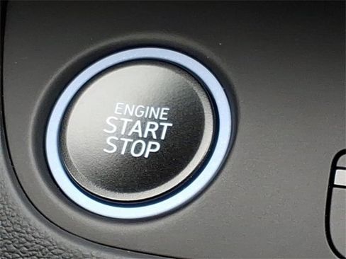 Used 2024 Hyundai Elantra N Base image 19