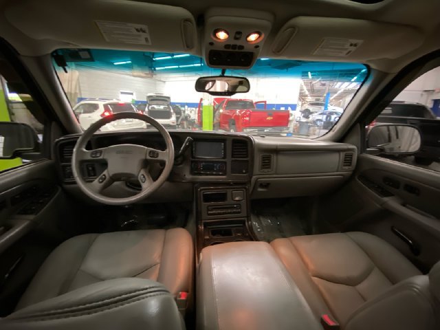 Used 2003 GMC Yukon Denali AWD/4WD image 29