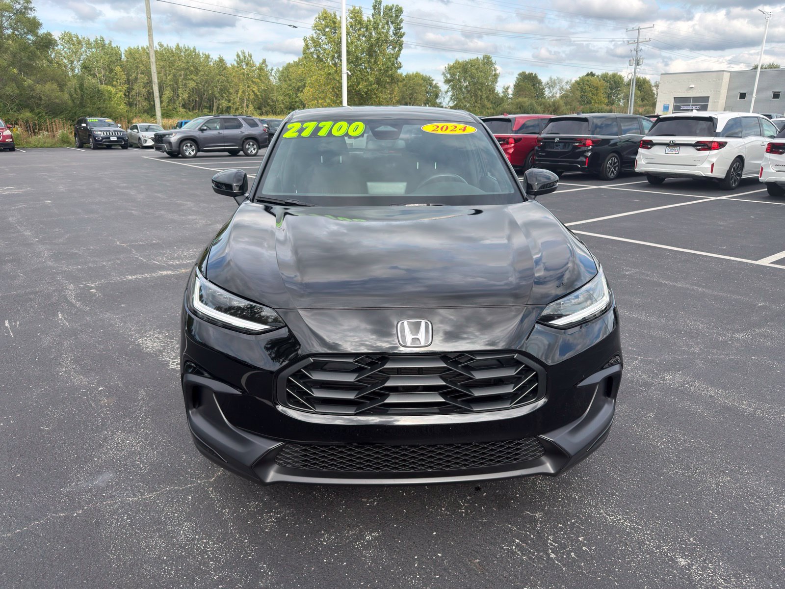 Used 2024 Honda HR-V Sport image 9