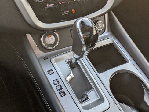 Used 2020 Nissan Murano SL w/ Moonroof Package image 21