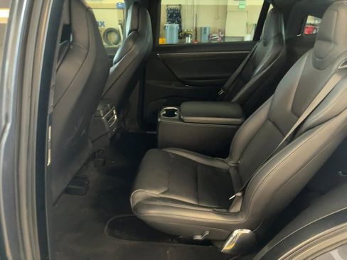 Used 2017 Tesla Model X 100D image 5