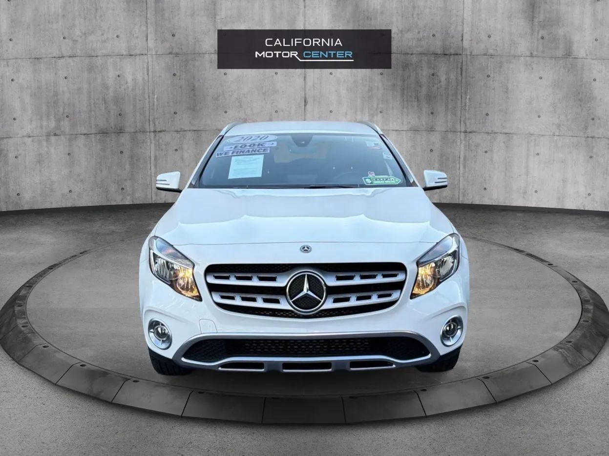 Used 2020 Mercedes-Benz GLA 250 4MATIC image 2