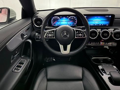 Used 2020 Mercedes-Benz CLA 250 4MATIC image 31