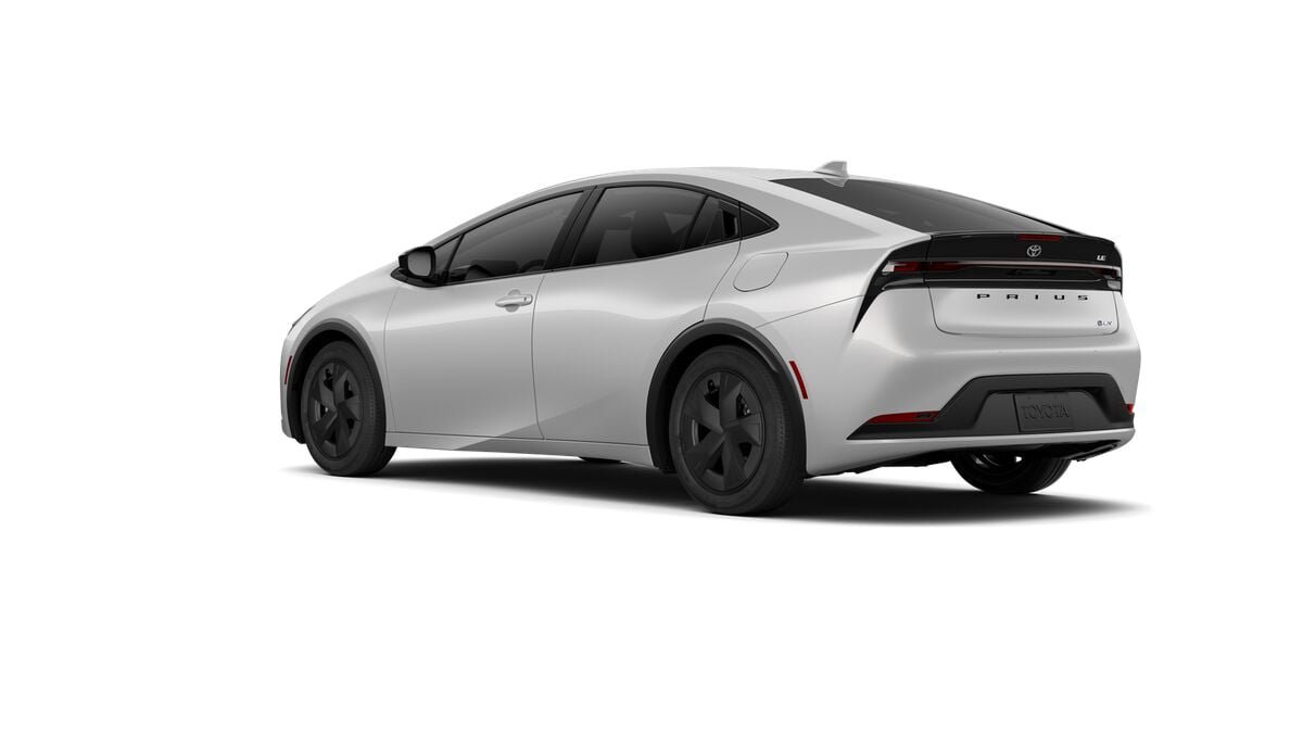 New 2027 Toyota Prius LE FWD image 6