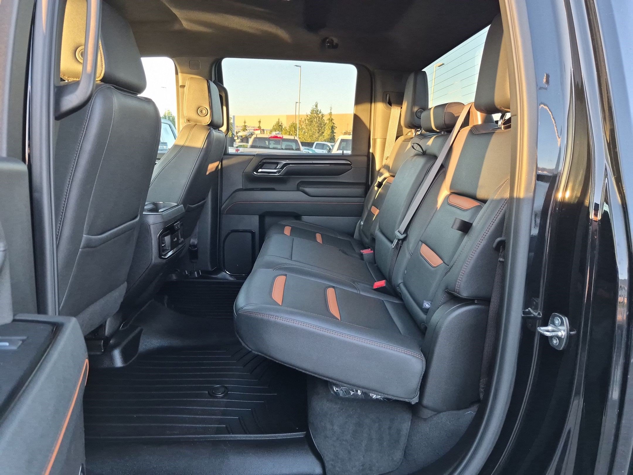 Used 2024 GMC Sierra 2500 AT4 AWD/4WD image 27