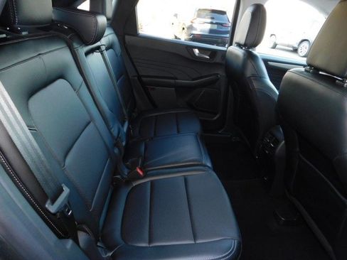 Used 2022 Ford Escape SEL w/ Technology Package image 14