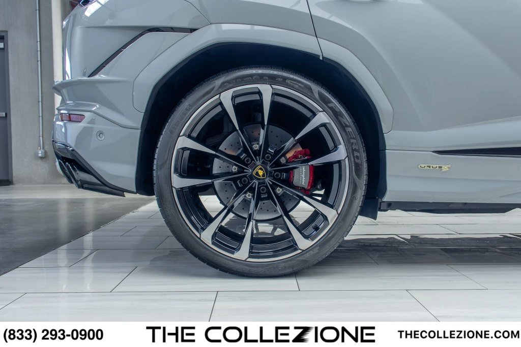Used 2024 Lamborghini Urus S AWD/4WD image 28