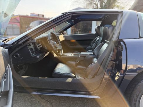 Used 1989 Chevrolet Corvette Coupe image 11