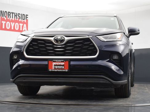 Used 2022 Toyota Highlander XLE image 34