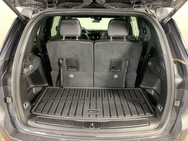 Used 2025 Jeep Grand Cherokee L Laredo AWD/4WD image 27