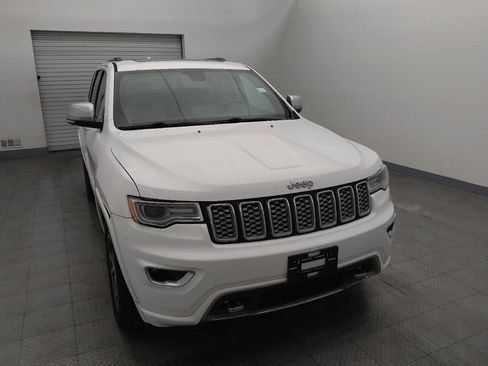 Used 2019 Jeep Grand Cherokee Overland RWD image 14