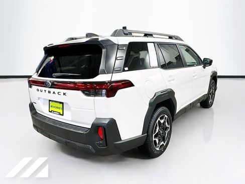 New 2026 Subaru Outback Touring AWD/4WD image 5